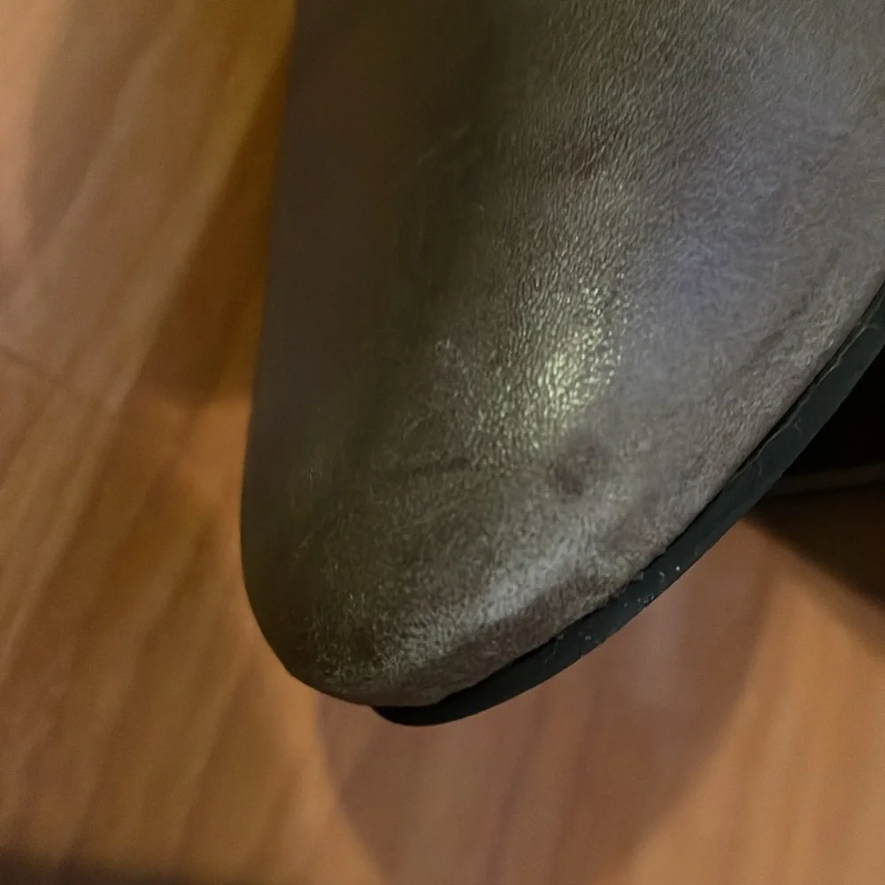 Grey leather boots - Picture 10 of 10